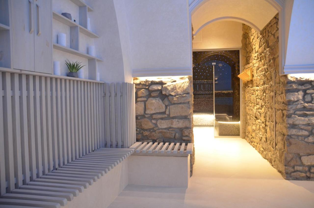 Allureinn Hotel And Spa Chernivtsi Bagian luar foto