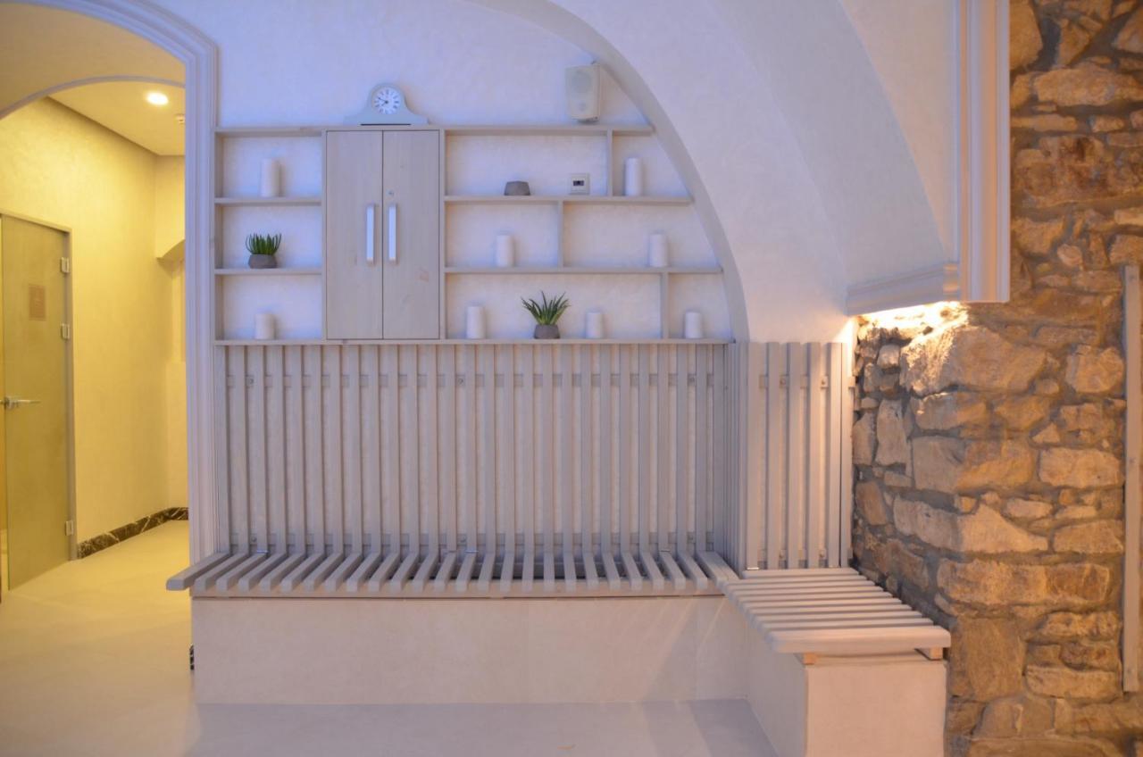 Allureinn Hotel And Spa Chernivtsi Bagian luar foto