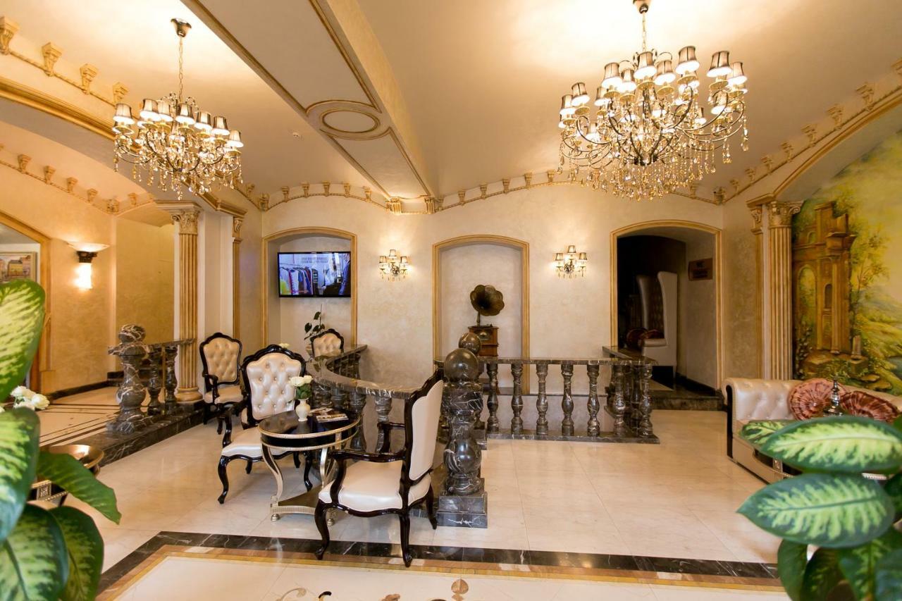 Allureinn Hotel And Spa Chernivtsi Bagian luar foto