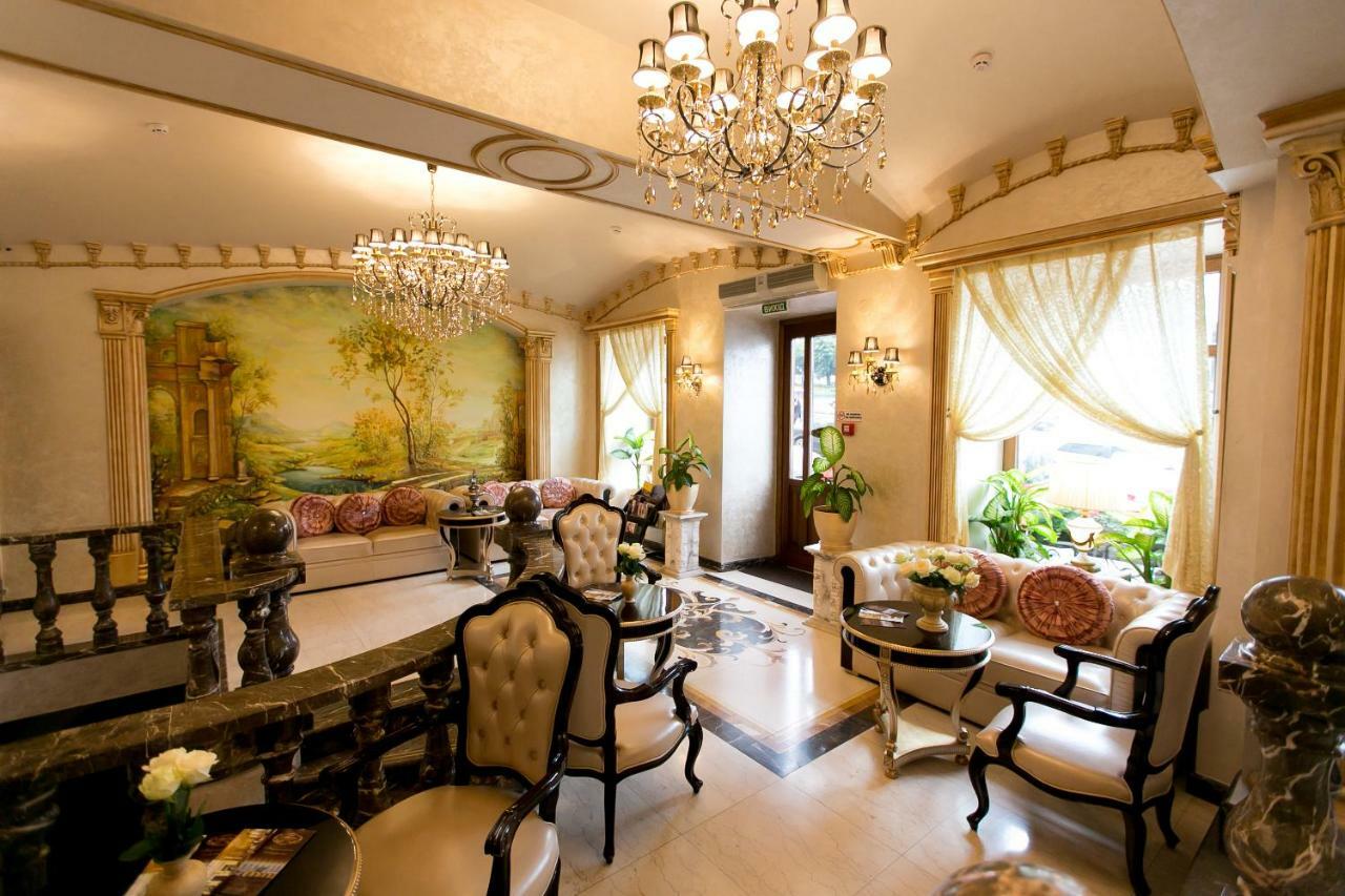 Allureinn Hotel And Spa Chernivtsi Bagian luar foto
